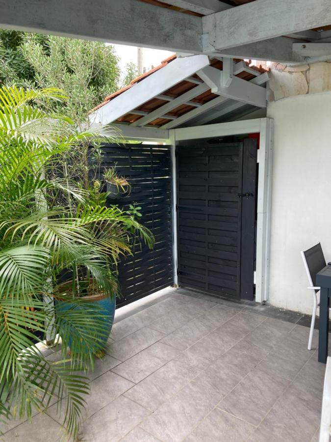 Grand T2 Tout Confort , Emplacement Ideal Riviere-Salee Exteriör bild